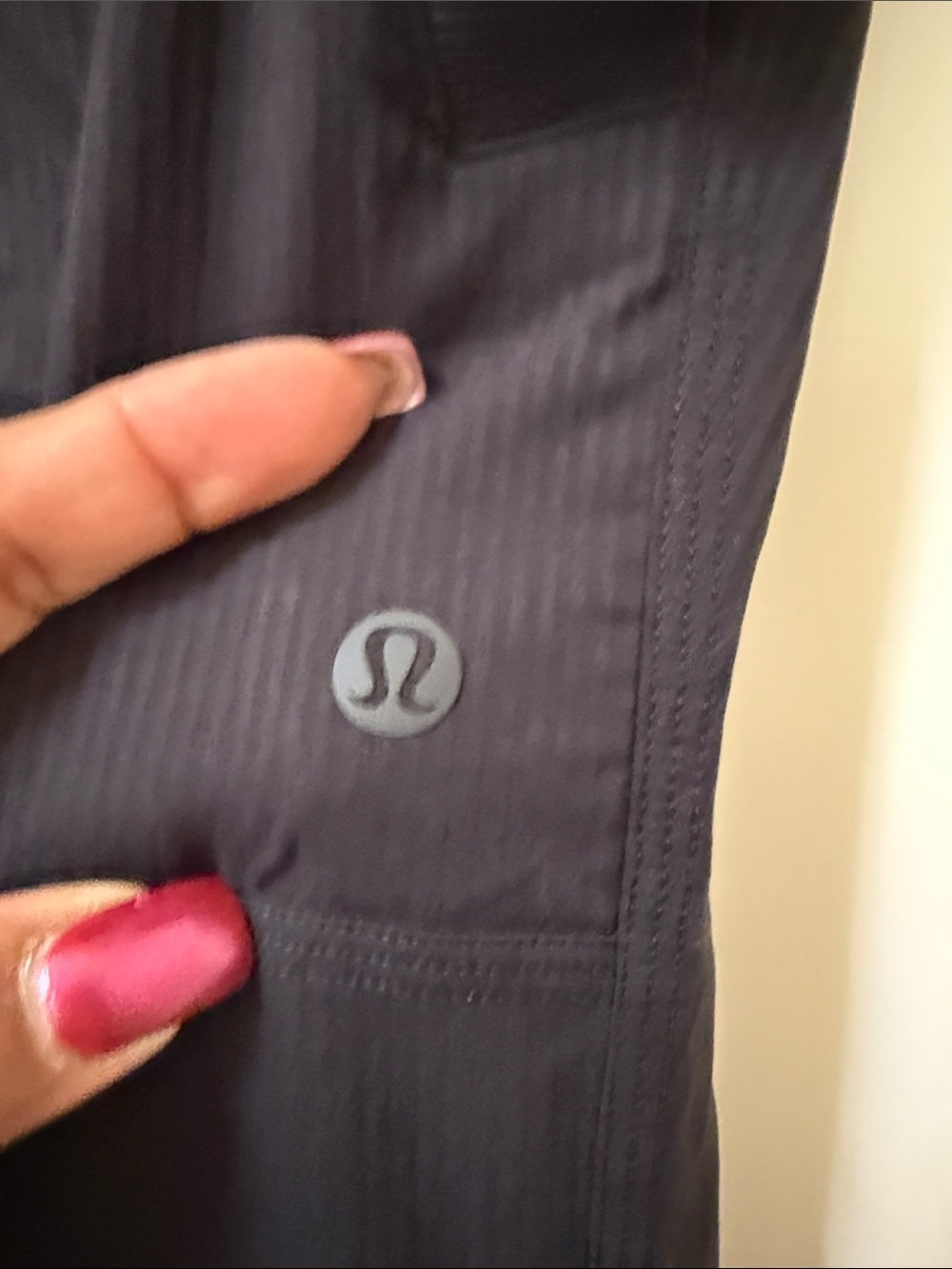 Lululemon Black Dance Studio Cargo Pants Relaxed Fit Size XL - Picture 2 of 8
